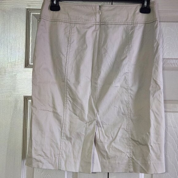 Cream Talbots Knee Length Skirt Size 8 - Picture 1 of 3